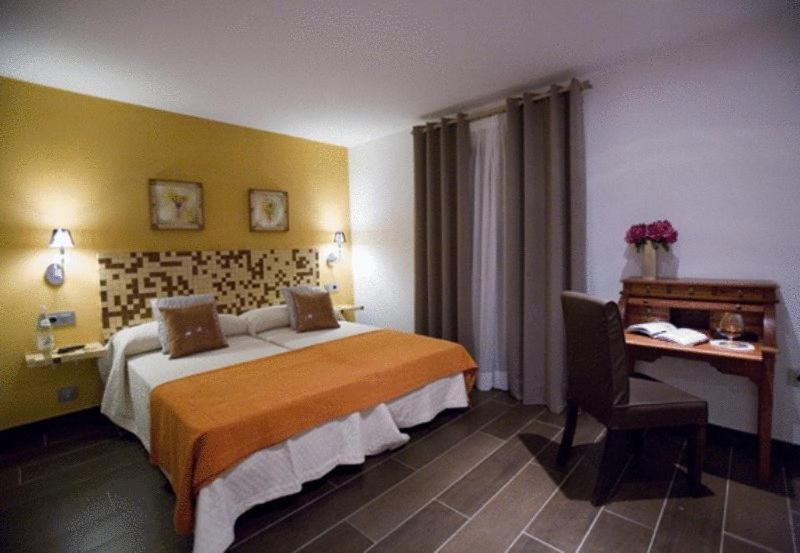 Hotel Castillo Дения Стая снимка